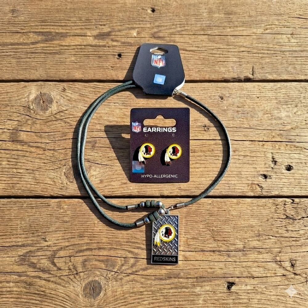 Vintage Washington Football NFL Jewelry Bundle Post Earring Pendant Necklace Set